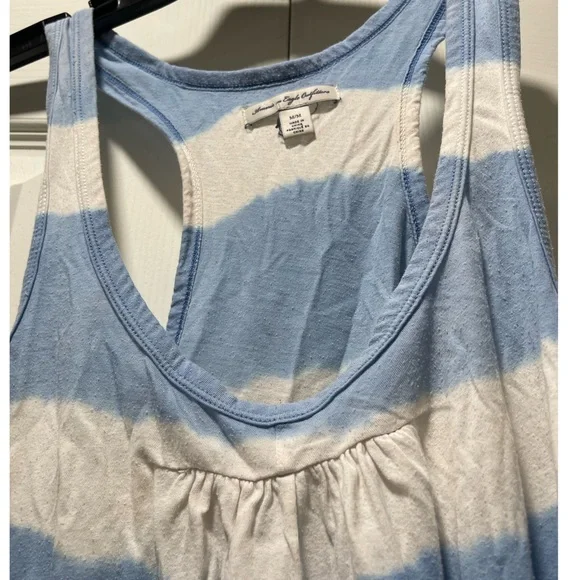 Blue and White American Eagle tank! - Picture 2 of 4